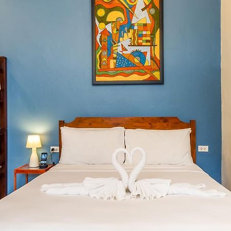 Eriksson Guesthouse Patong Exteriér fotografie