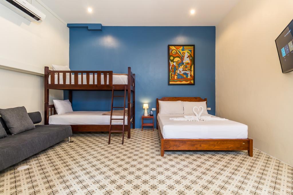 Eriksson Guesthouse Patong Pokoj fotografie